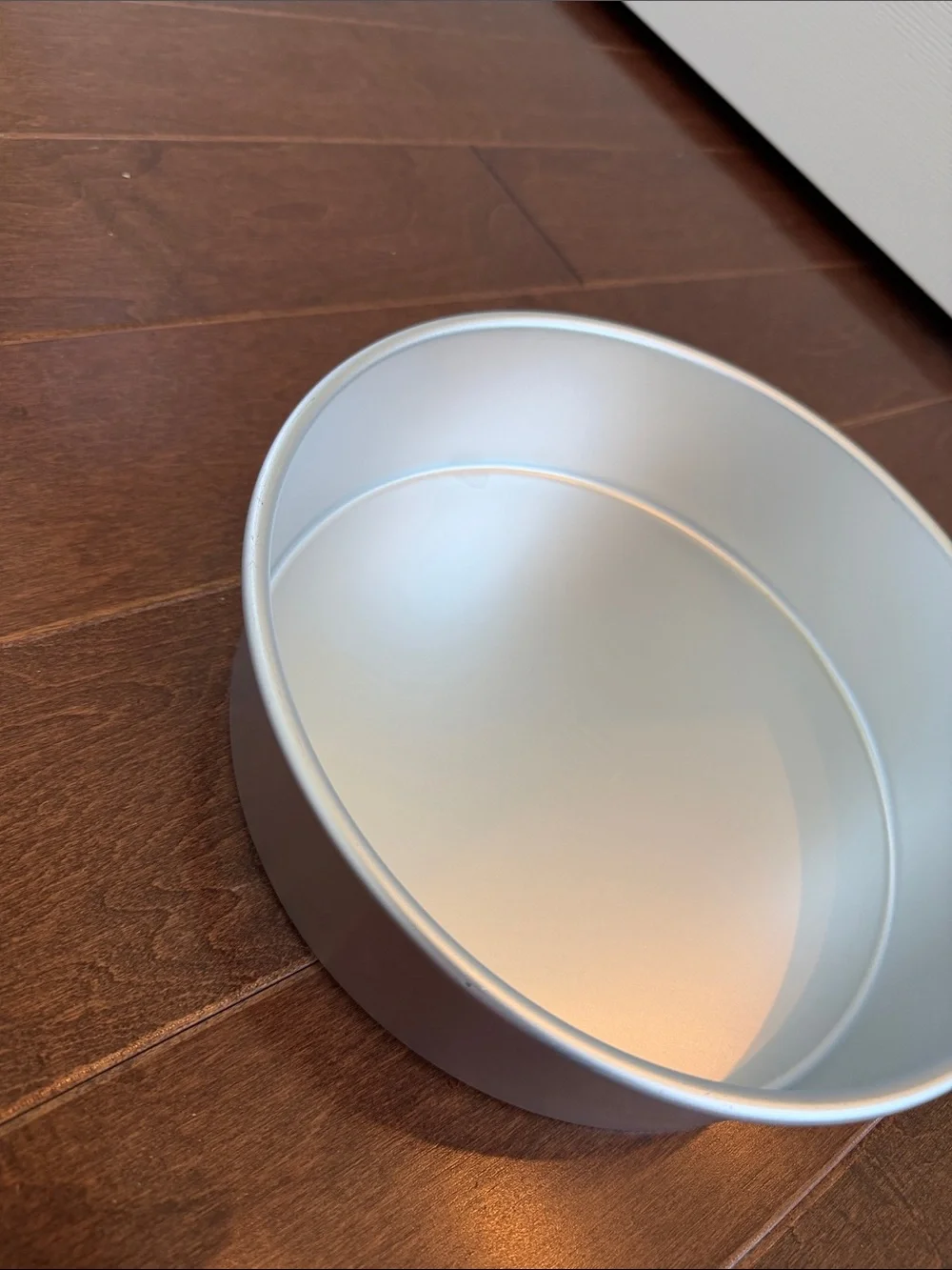 Silver Round Baking Pans Wilton 2105-6104 never used
